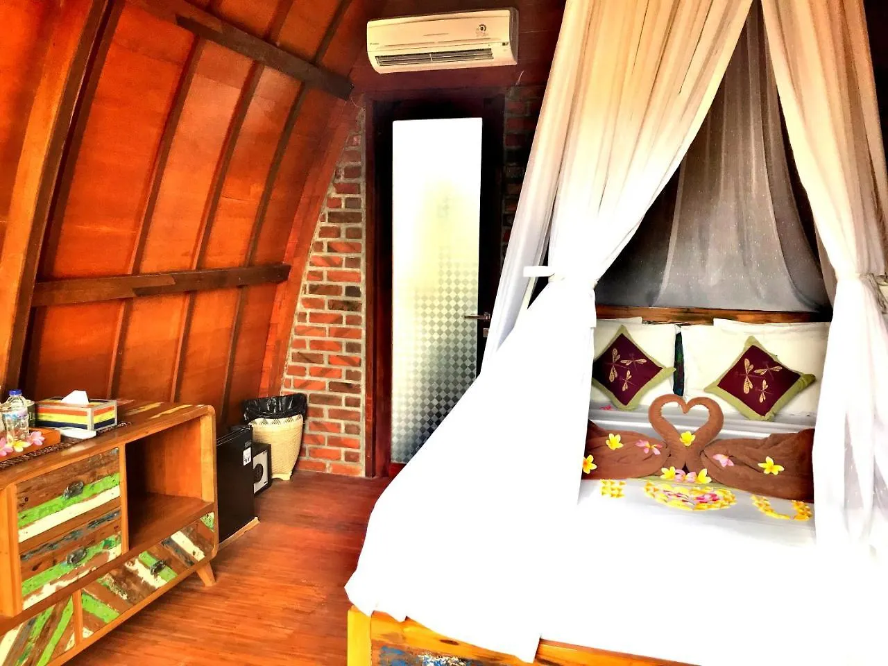 База отдыха Balangan Sea View Bungalow Джимбаран